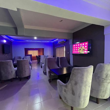 Alluring View Hotel - Allen Avenue Lagos Bagian luar foto